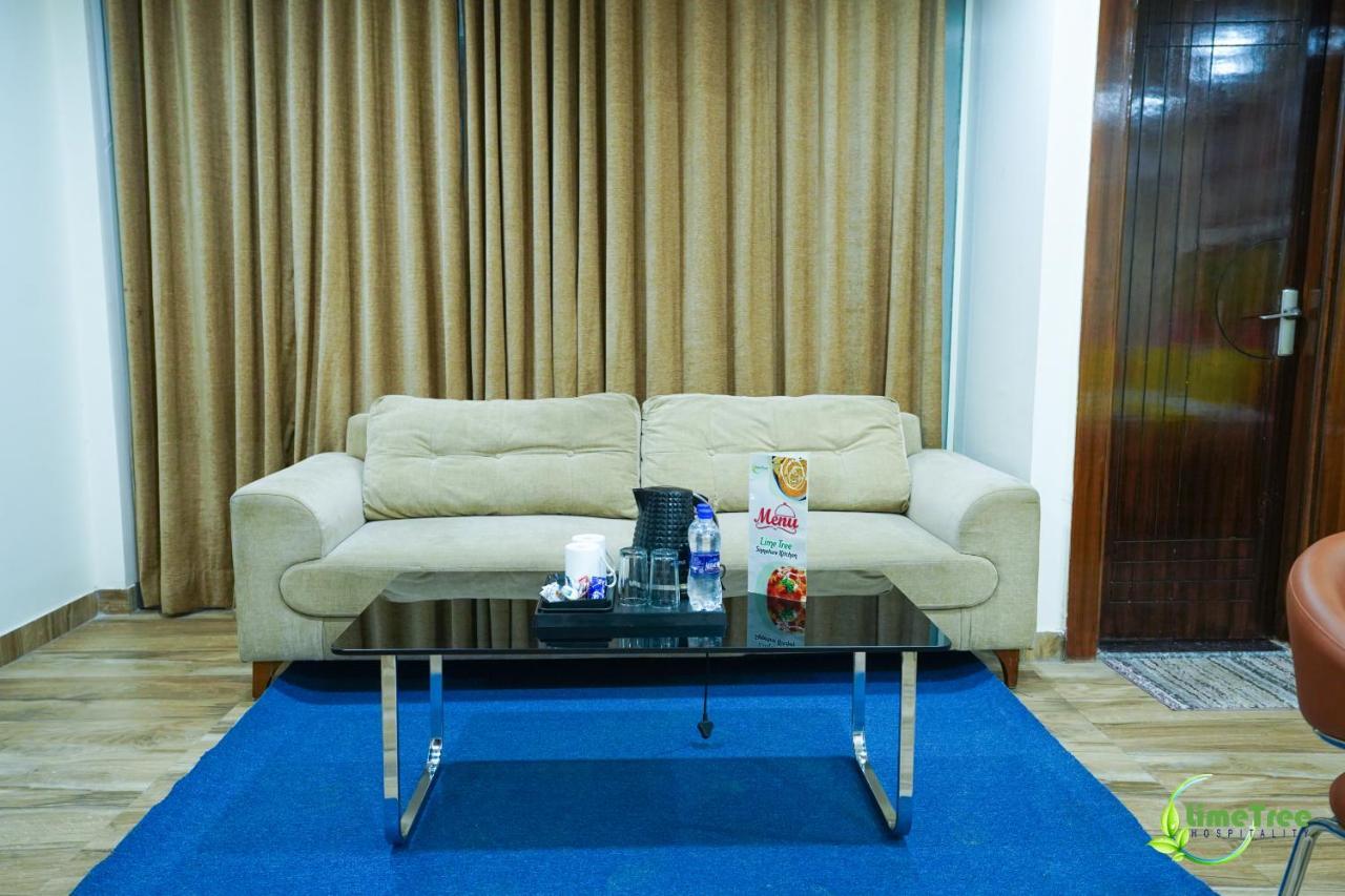 Lime Tree Hotel Near 32Nd Avenue Sector 29 גורגאון מראה חיצוני תמונה